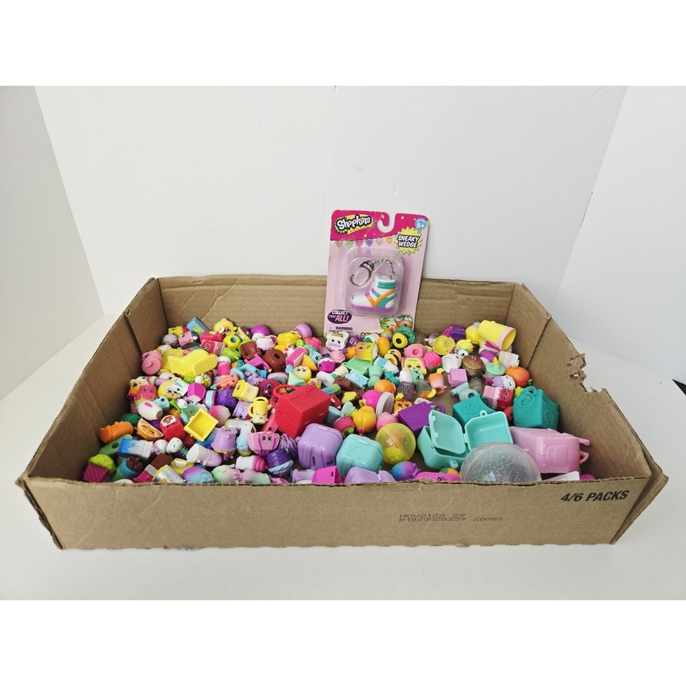 Shopkins figure large lot 200+ pieces